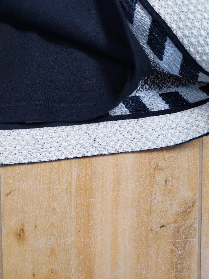 NWT Alice + Olivia Daysi Jacquard Aztec Print A-Line Mini Skirt Sz 6 Layered - Image 4 of 4