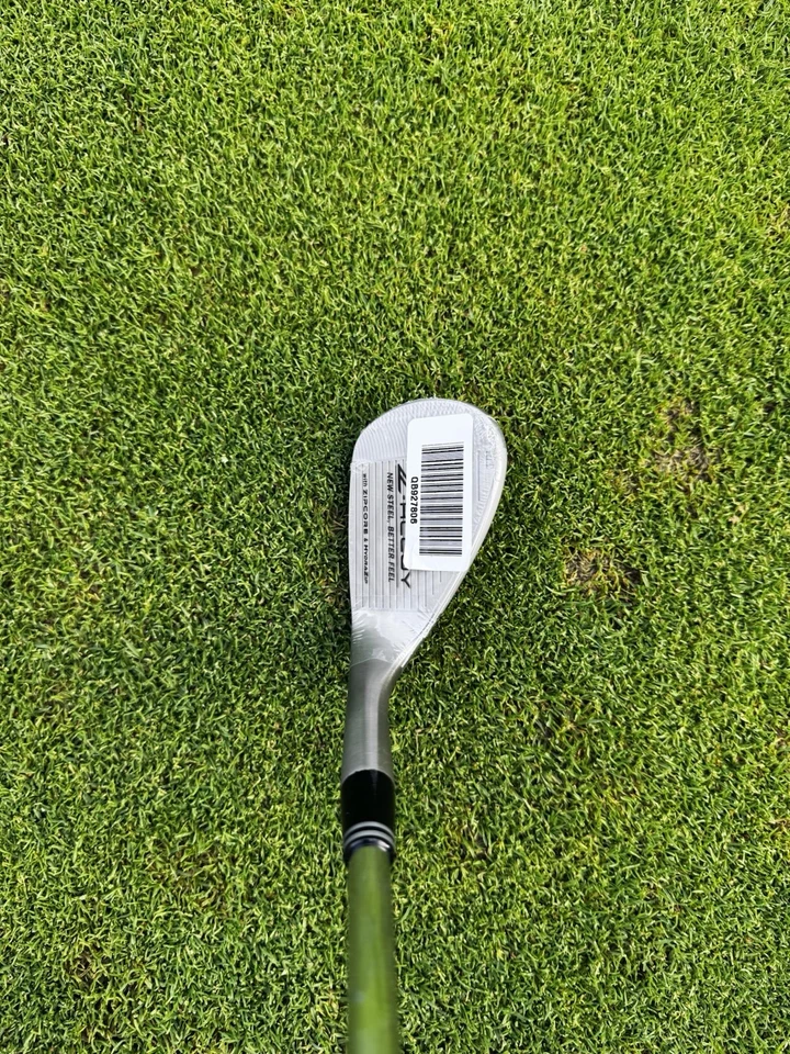 Cleveland RTZ Raw Tour Rack 52 Degree Gap Wedge 52 10 Wedge Flex - Image 2 of 4