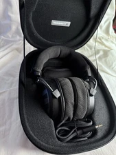 beyerdynamic 719005 T5p Second Generation Audiophile Headphone - Black