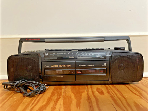 VINTAGE GE 3-5639A Boombox Dual Cassette Player-Radio With Cord Tested GREAT CON