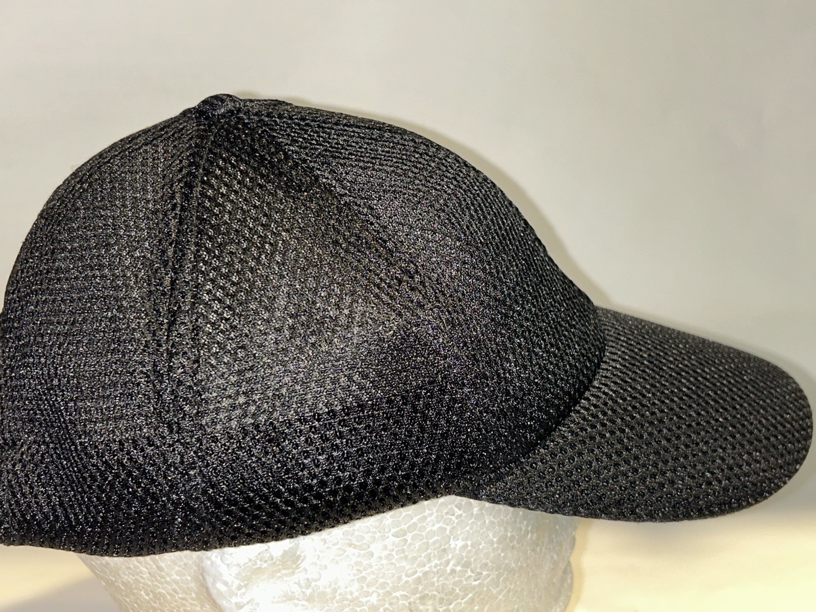 LAYER 8 RUNNING HAT CAP ADJUSTABLE STRAPBACK BLAC… - image 3