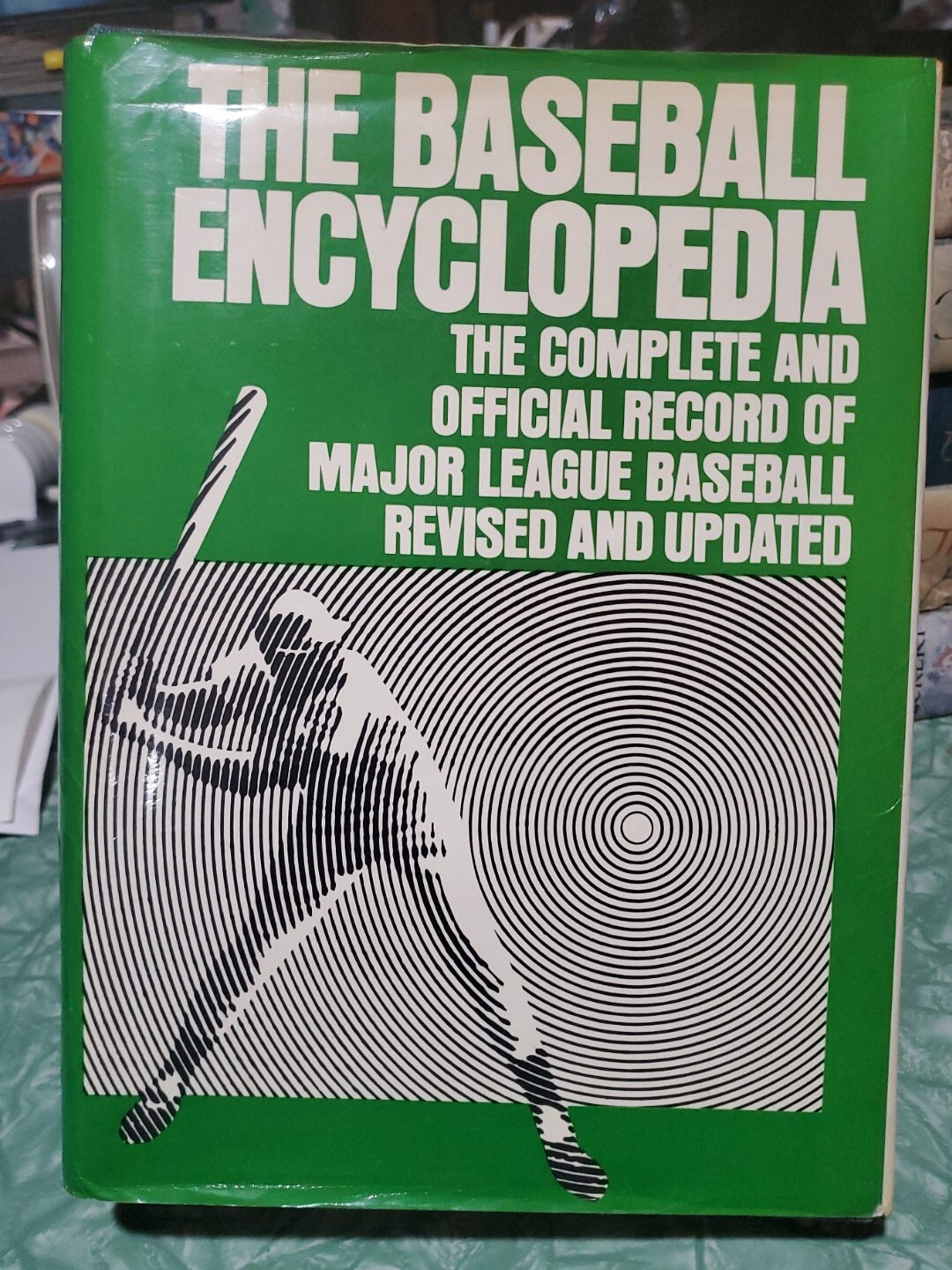 BASEBALL ENCYCLOPEDIA Complete and Official Record of Major League