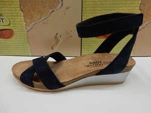 naot wand sandal