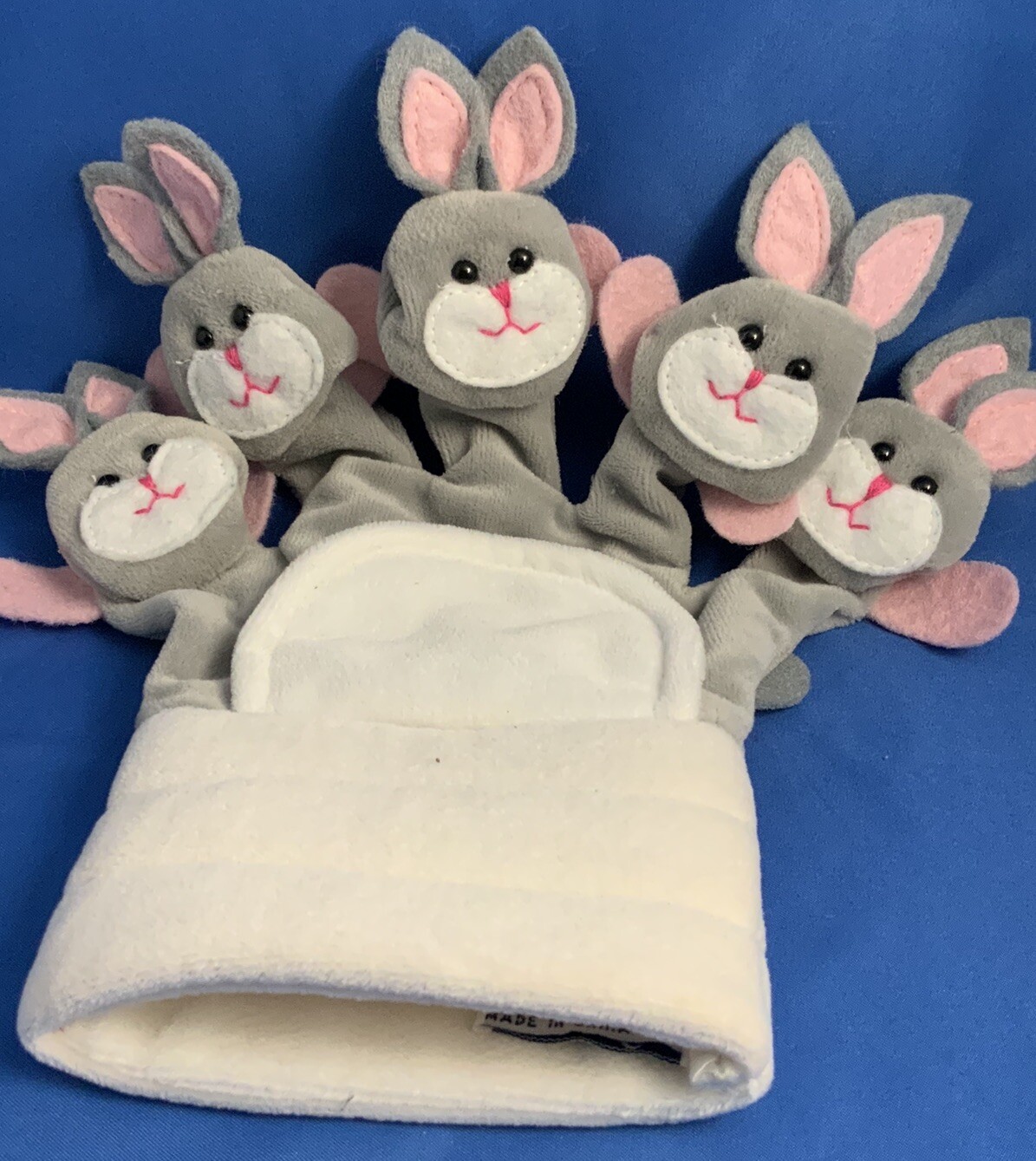 VTG 1988 CHRISHA PLAYFUL PLUSH GREY BUNNY RABBITS 5 FINGER HAND PUPPET ...