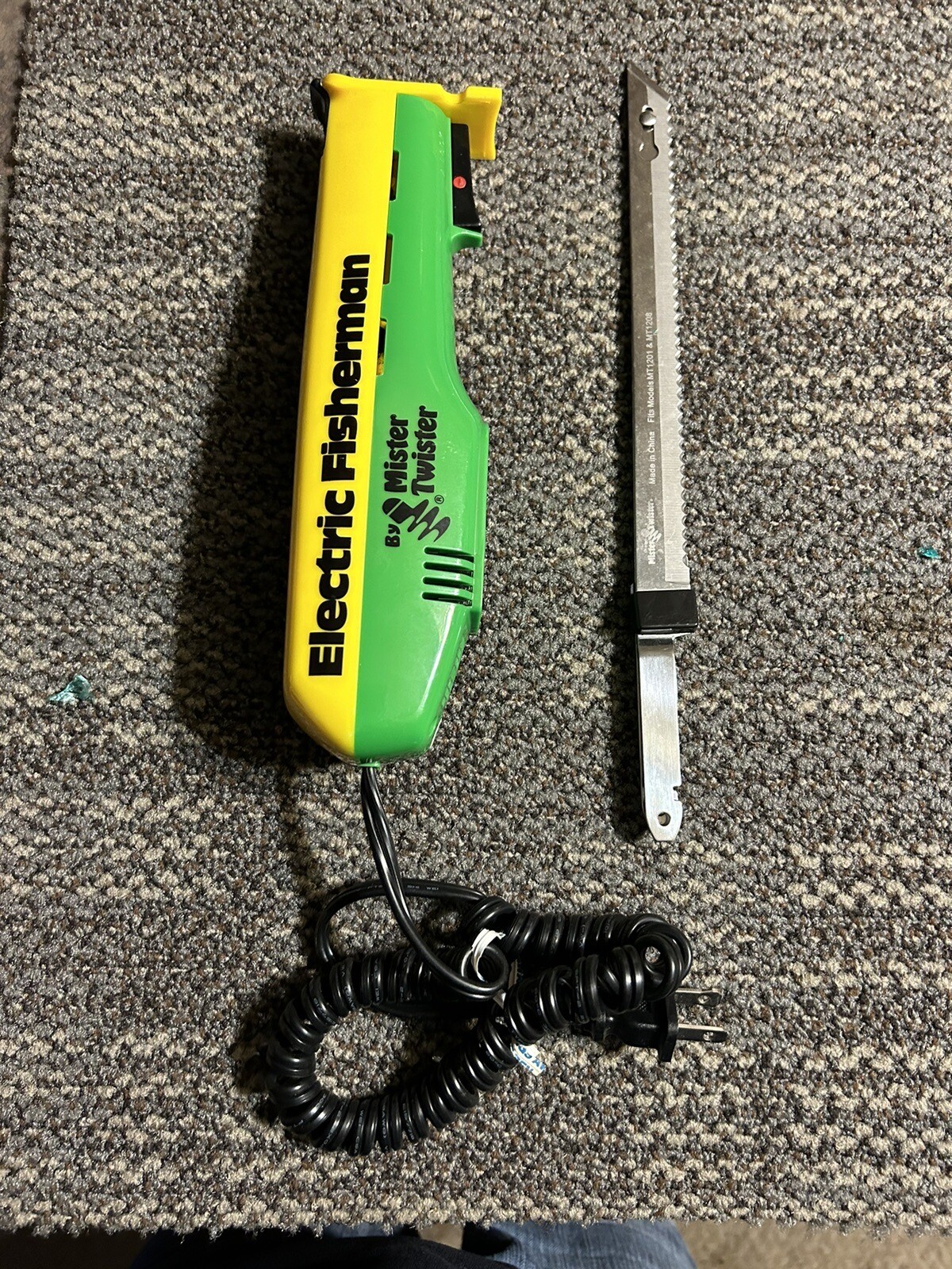 Mister Twister Electric Fisherman Fishing Filet Knife MT1201 Works