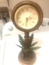 Jungle Palm Tree Elephant Mantel Quartz Clock