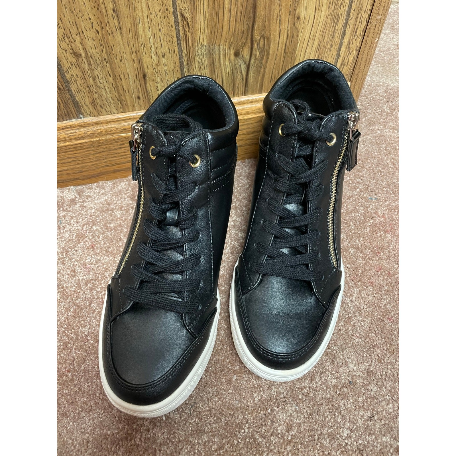 SAOLA Nine West sneaker nera alta zip suola bianca donna taglia 8 M