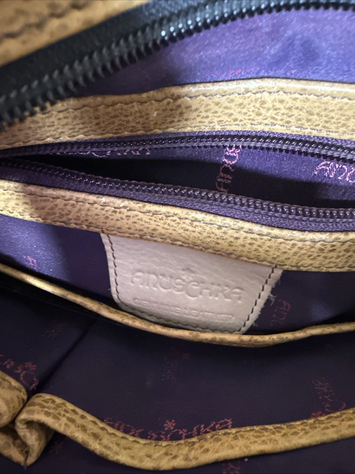 Bolso de Mano ANUSCHKA Bandolera Expandible Pintado a Mano Mariposa y Flores Foto 4 de 4