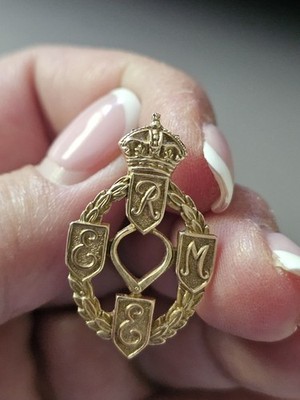 9 kt Gold Royal Electrical Mechanical Engineers Pin Anstecker REME 4 G 9 kt Gold
