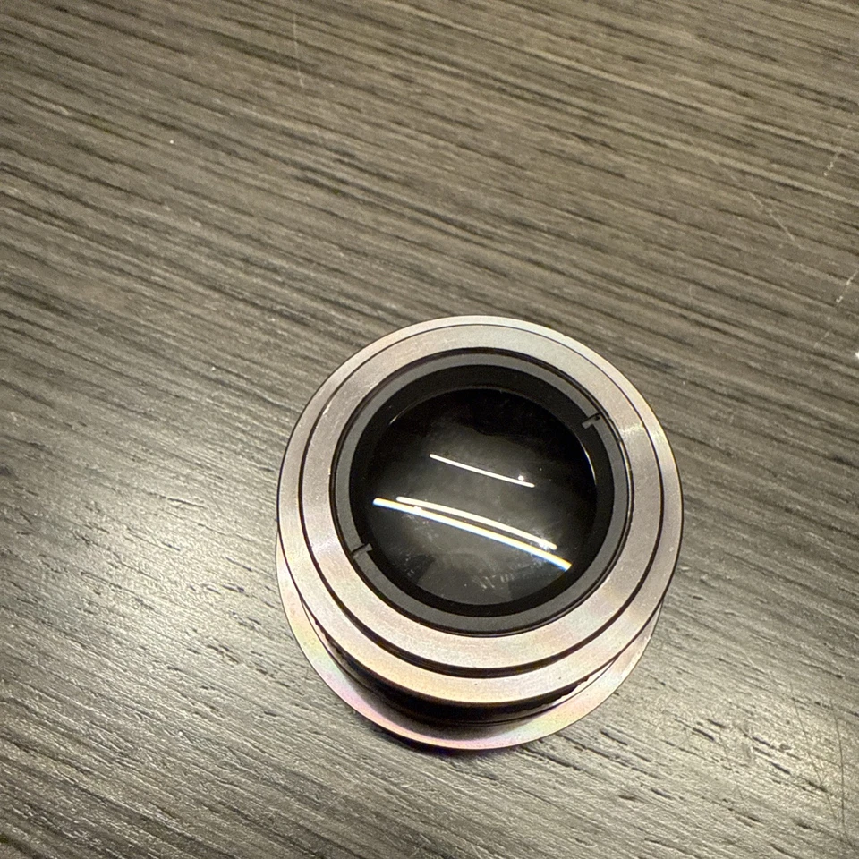 Titanio Serie IR Super AMPLIO AF 0,42x Japón Foto 4 de 4