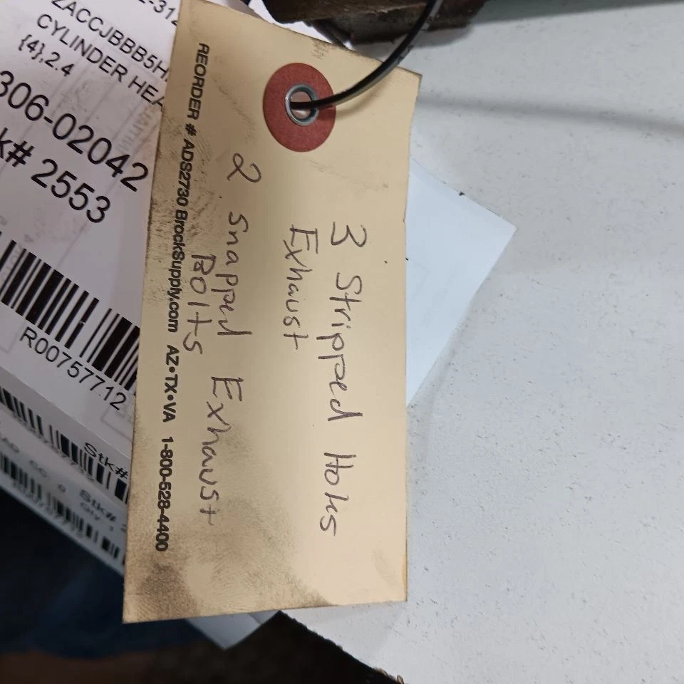 Culata de motor 2,4 L para Jeep Cherokee 15-23 Foto 2 de 4