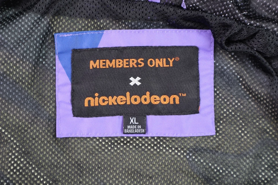 Chaqueta cortavientos Bob Esponja alfombra XL para adultos de Nickelodeon solo para miembros Foto 3 de 4