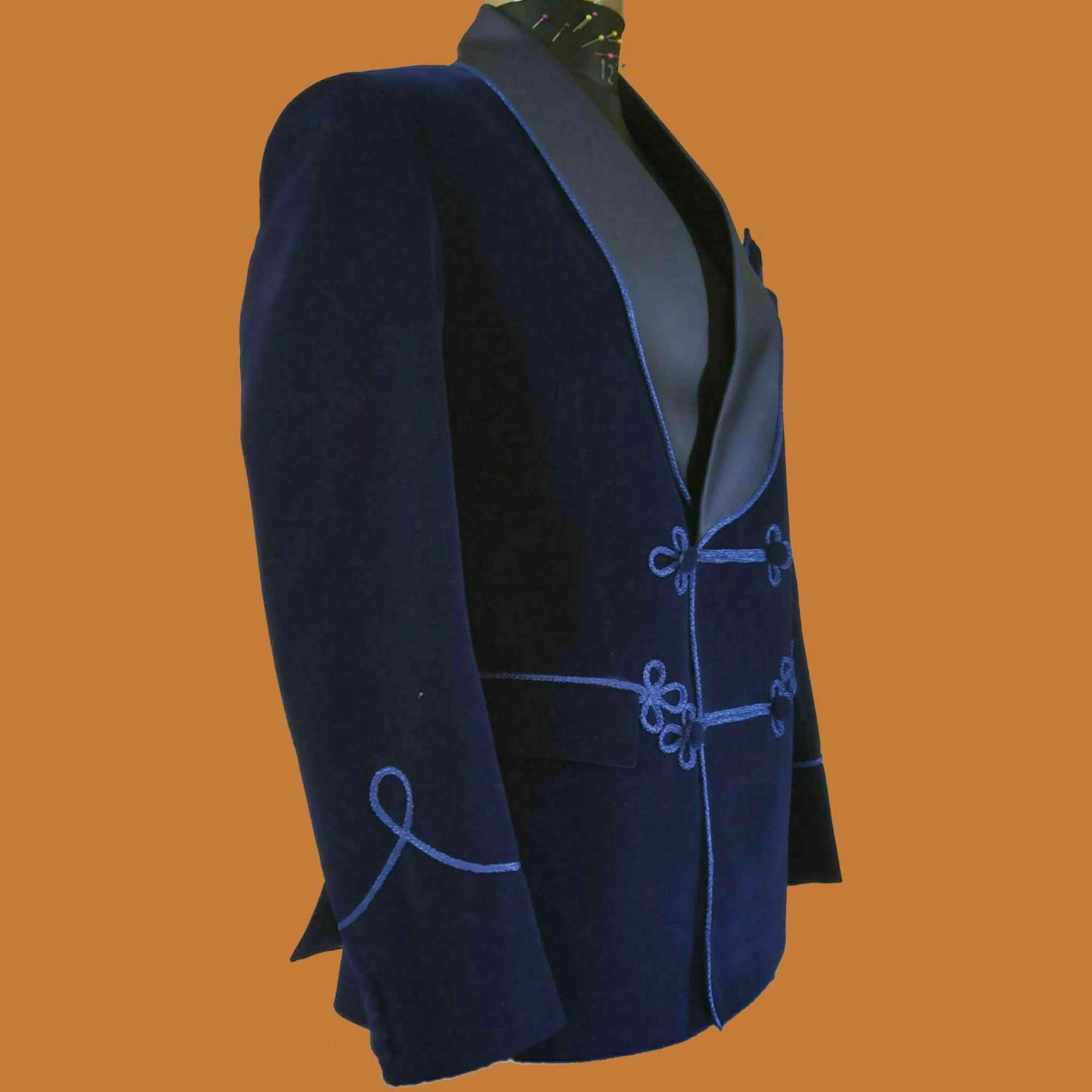 Men's Blue Velvet Smoking Jacket Party Wear Stylish Wedding Dinner Blazer