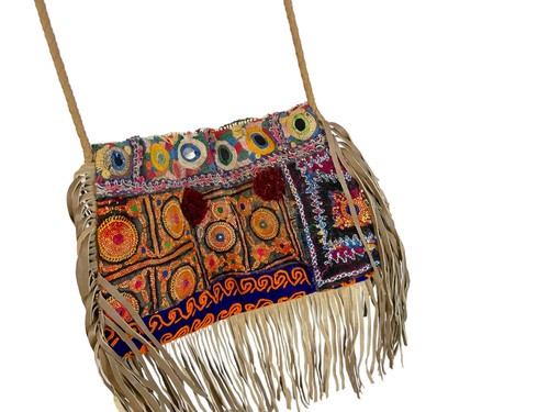 Vipul Shah Banjara Boho Tasche Handarbeit verziert Crossbody Wildleder Fransen 250 $ - Bild 4 von 13