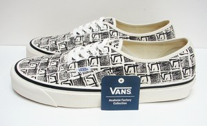vans authentic og white