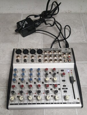 Behringer Eurorack UB1202 Ultra Low-Noise Design 12-Input 2-Bus