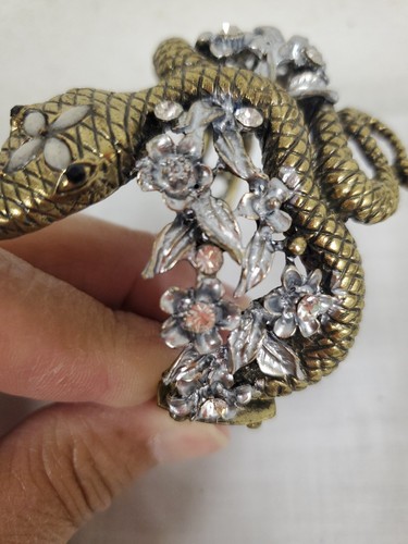 Brazalete con bisagras de serpiente enrollada con flores bronce plata - Imagen 7 de 9