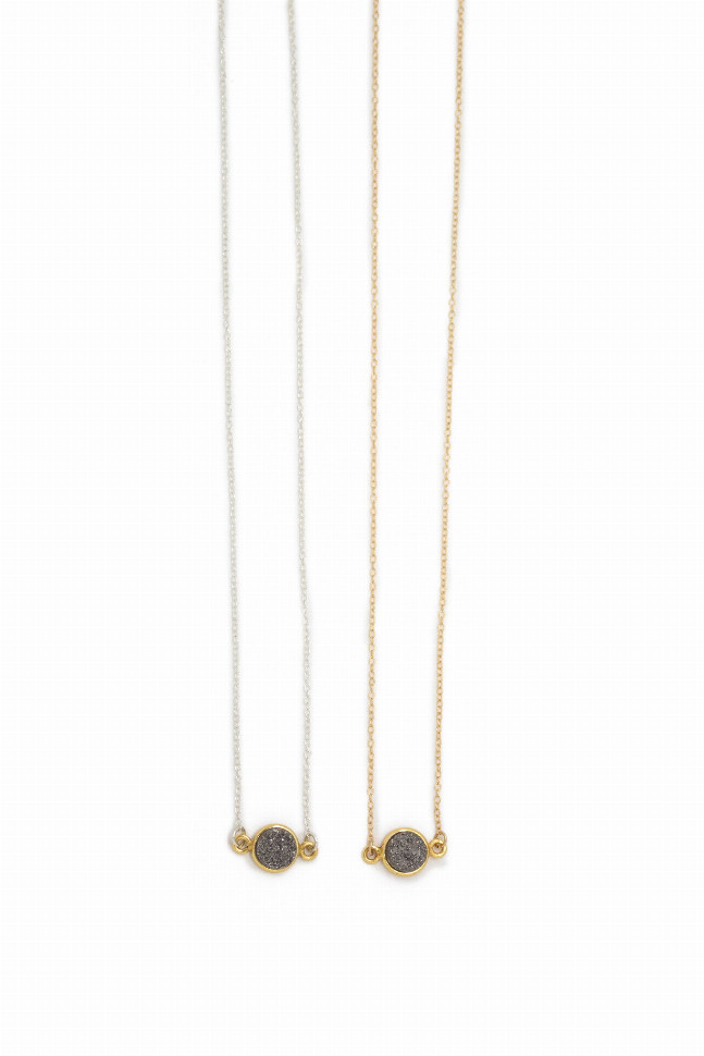 Простое ожерелье на цепочке от миссис Паркер 15490₽