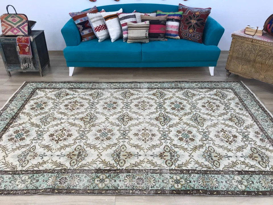 Wool rug, Antique rug, Floral rug, Boho rug, Vintage rug, Rustic rug, 5.9x10 ft - Image 4 of 4