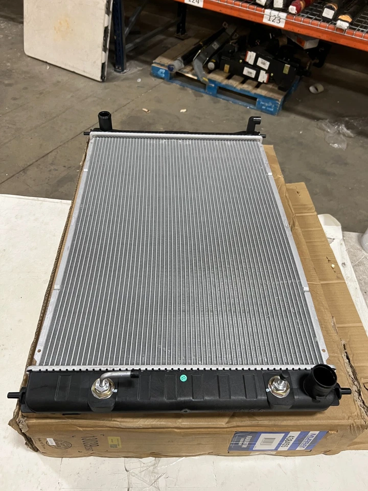 Murray Heat Transfer Radiator 438455 for 2008-14 Nissan Murano, Quest - Image 3 of 4