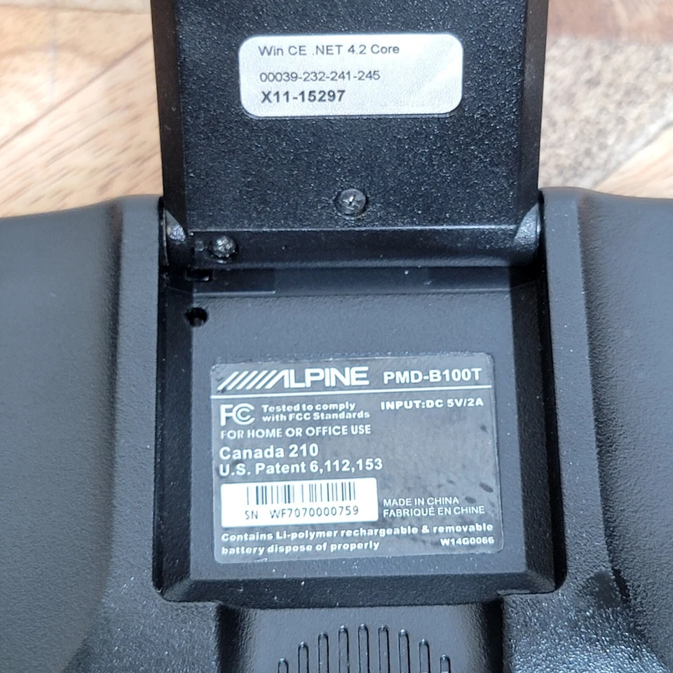 ALPINE Blackbird PMD-B100T Navigation MP3 Player Built-in FM Modulator - Image 3 of 4