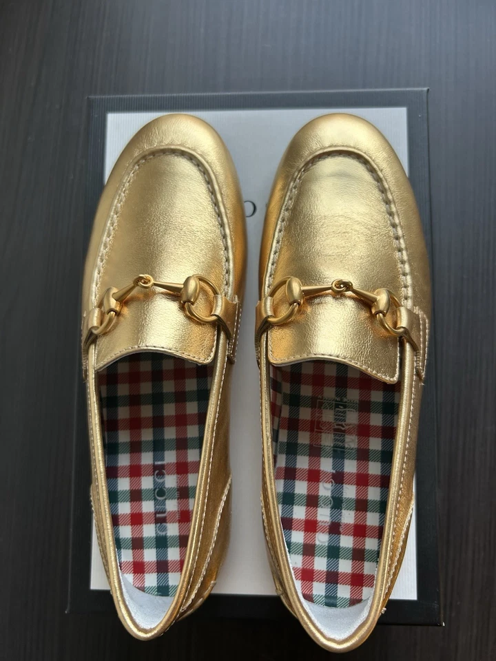 Mocasín Gucci Niños Niña Dorado Metálico Cuero Jordaan Nuevo en Caja Talla EE. UU. 13/UE 31 Foto 2 de 4