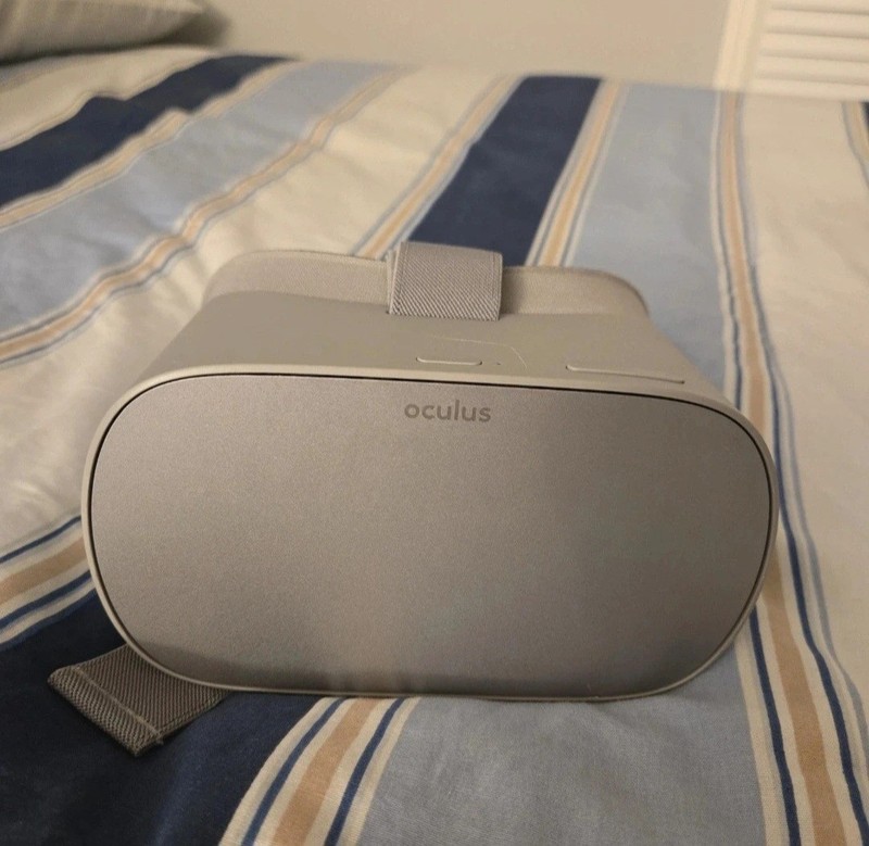 Oculus Go 32GB Standalone VR Headset MH-A32 No Controllers Tested Working Great