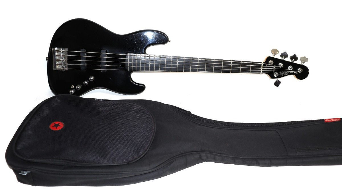 Fender Squier Jazz Bass 5-String Bass Guitar - Blk - w/ Backpack