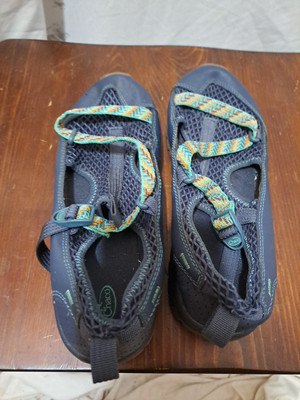 Chaco Odyssey Water Shoes Kids Unisex Junior Size 6 Navy Blue