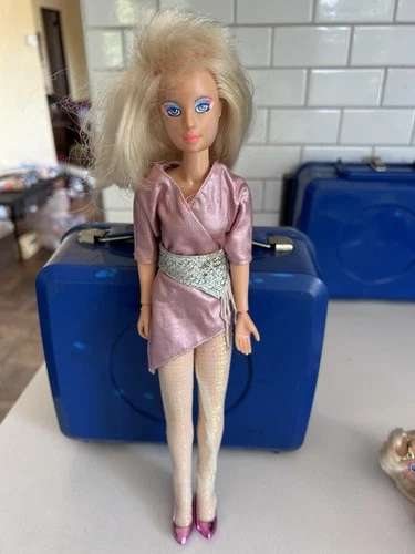 Vintage 1985 Hasbro Jem and the Hologram Jerrica Doll