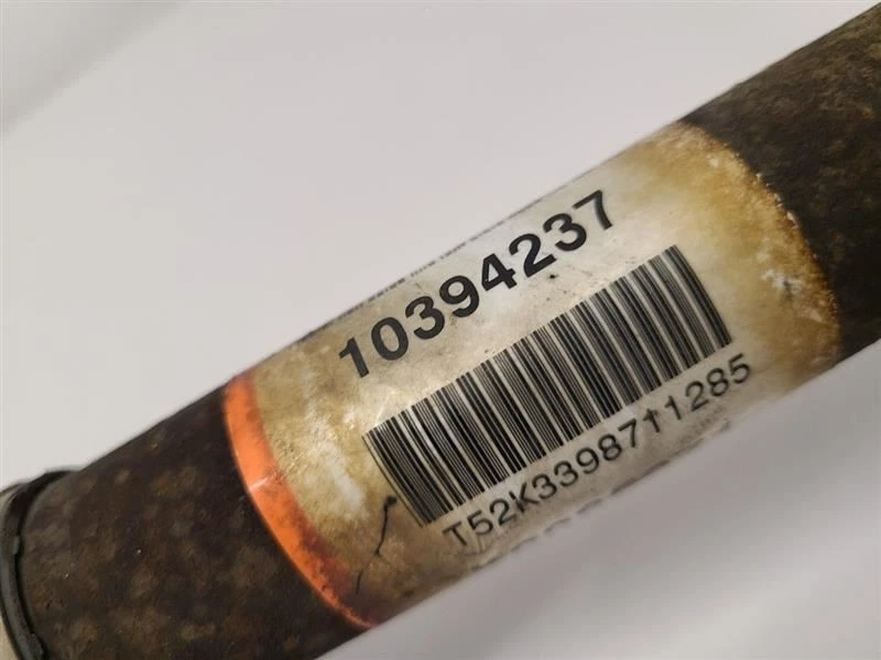 Cadillac CTS LH 2008-2014 conductor eje izquierdo eje trasero cupé base 22776826   Foto 2 de 4