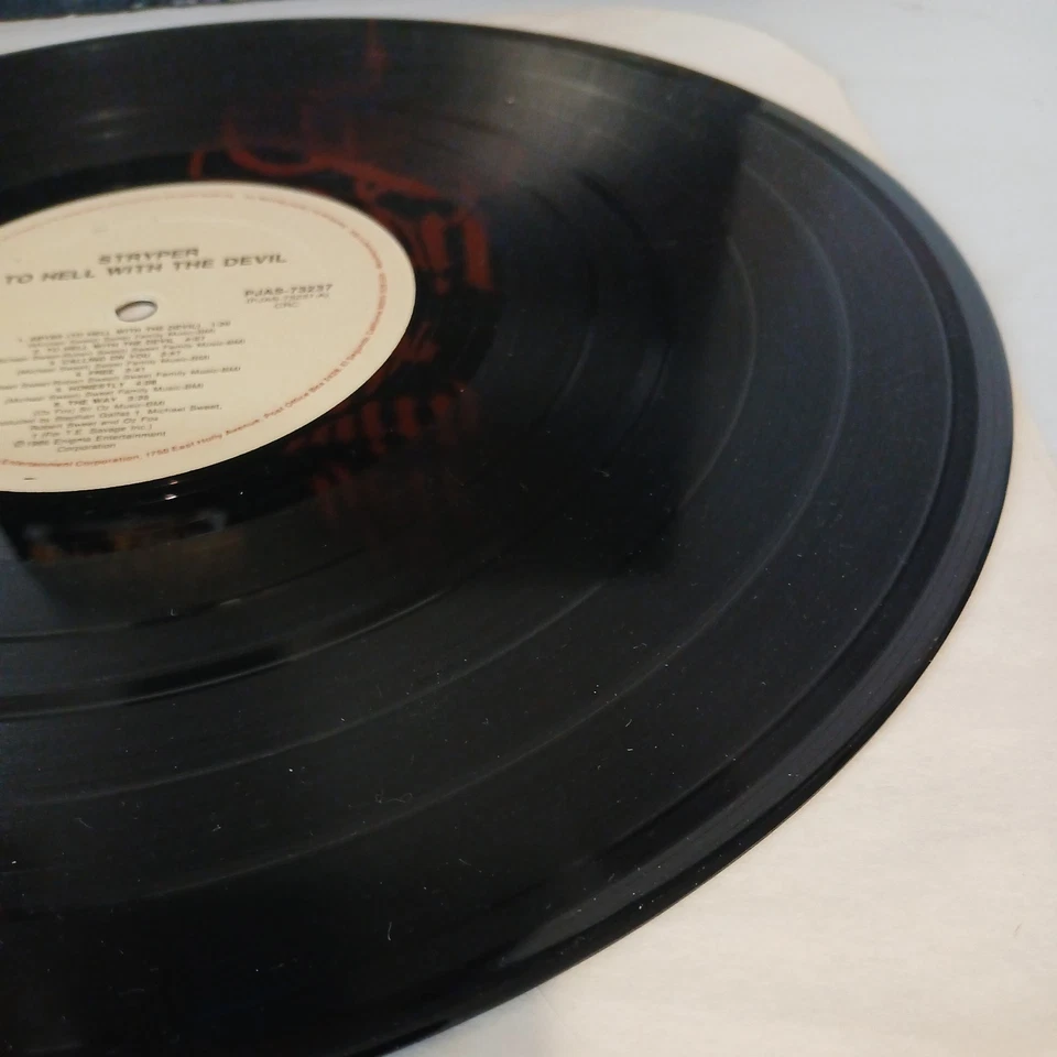 STRYPER TO HELL WITH THE DEVIL ORIGINAL ENIGMA (PJAS-73237) LP - Image 3 of 4