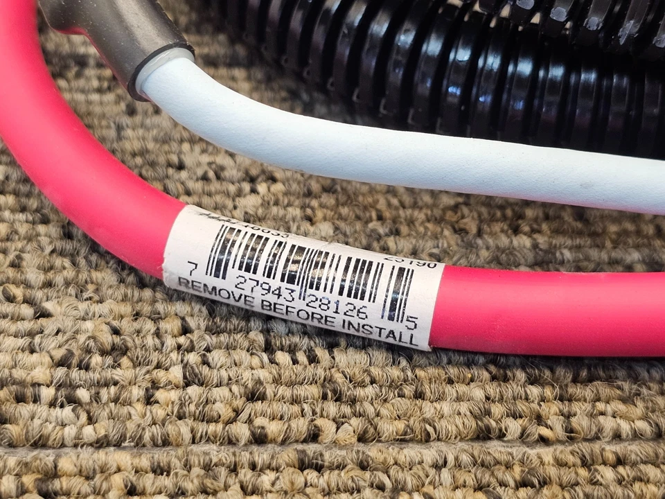 Napa 718635 76" Belden Battery Cable 0GA Fits 2004-2007 Dodge Ram 3500 1-Ton - Image 2 of 4