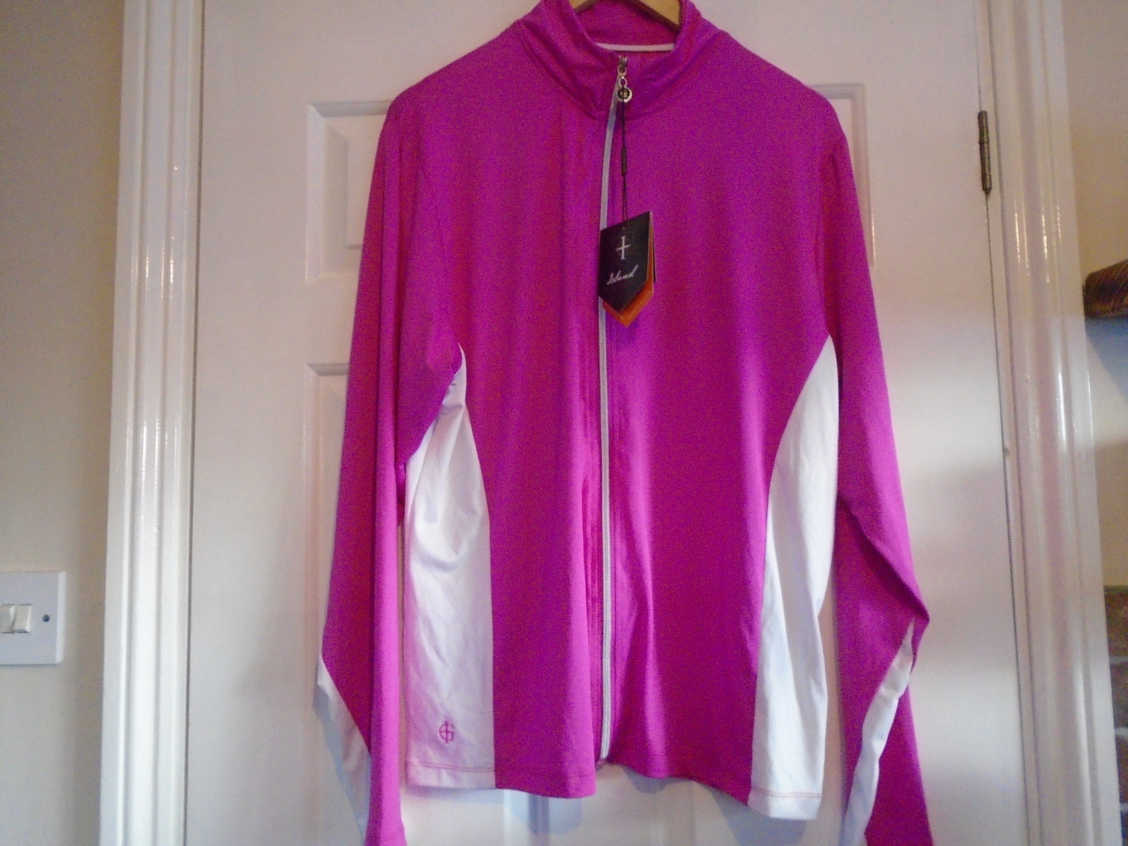 NEW LADIES FULL ZIP ISLAND GREEN TOP LAYER~ SIZE~L 44""BUST~COLOUR~HOT PINK/WHITE