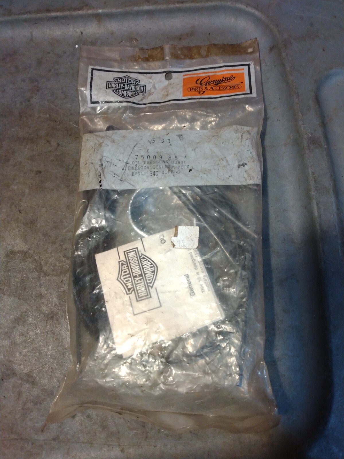 HarleyDavidson Oil Pressure Gauge Relocation Kit EVO NOS 7500988A