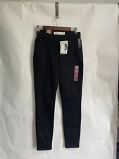 Signature by Levi Strauss & Co Gold Label Women's Totally Shaping Pull-on Skinny