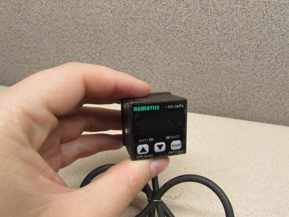 NUMATICS DVS-180P DIGITAL VACUUM SENSOR - Image 2 of 4