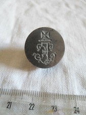 matrice chiffrèe FX dsurmonté d'une croix pattée 21x9mm