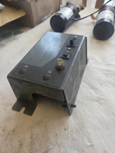 OEM TENNANT M17 FUSE BOX WITH FUSES 36V 60A AND MORE