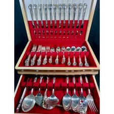 82 pc Community Oneida Affection silverplate Flatware w/Chest