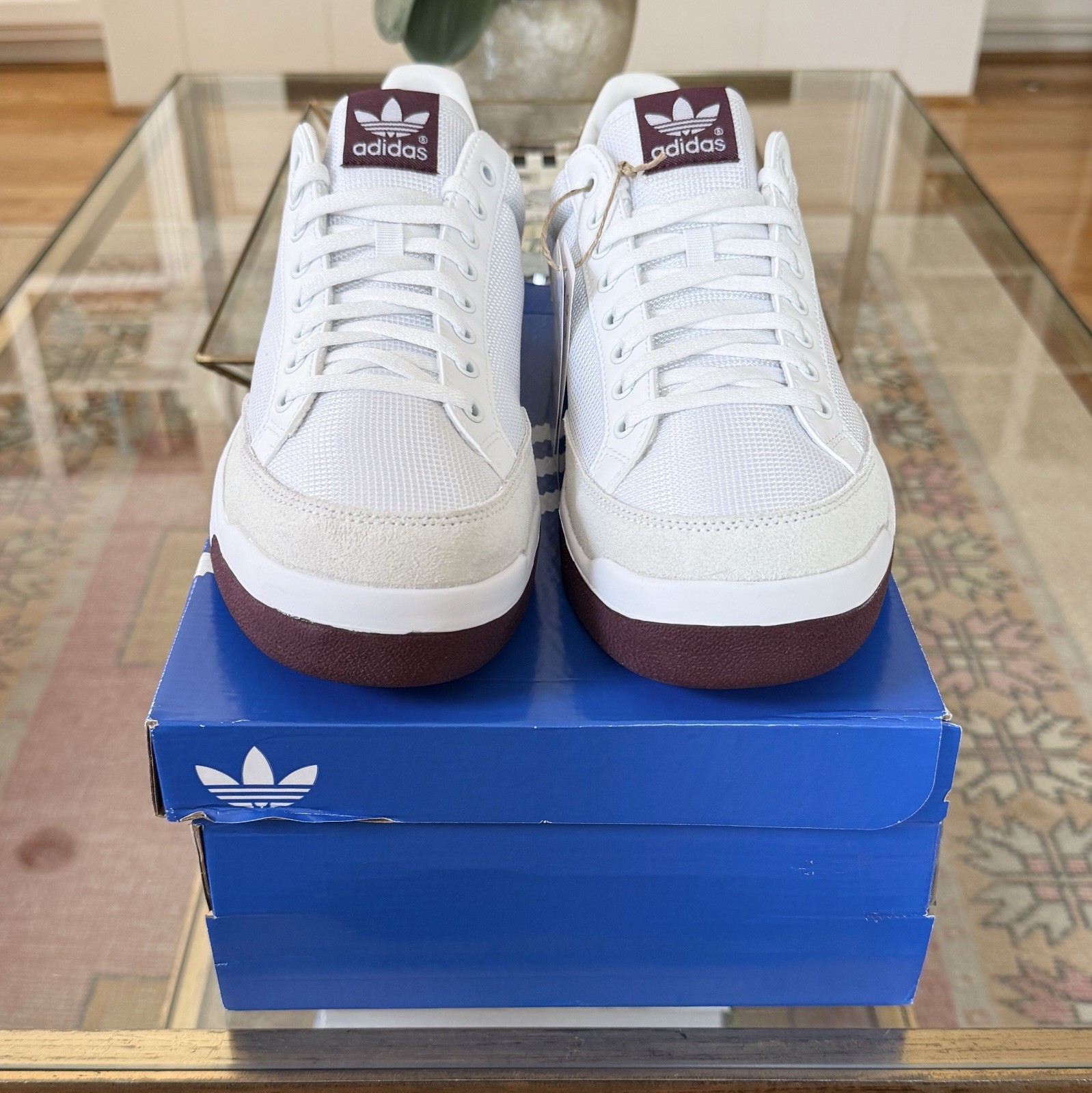 Size 10.5 - adidas Rod Laver  - Cloud White/Maroon - LA4181 -SAME DAY SHIPPING image 4
