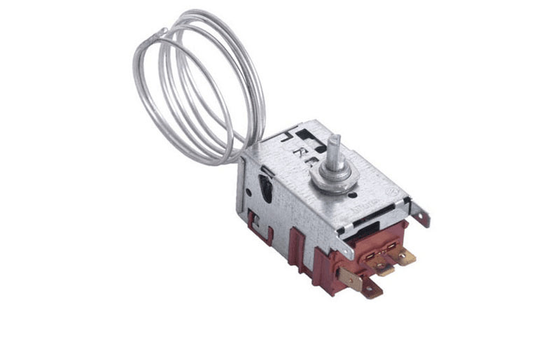 Thermostat 45X5781 pour Brandt avec capillaire haute précision 077B6259
