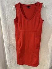 GAP Dress women's red v-neck shift With Pockets Size 8