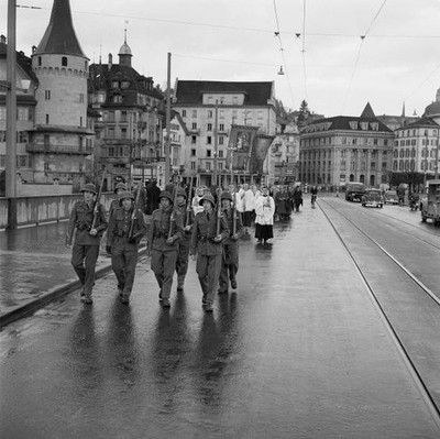 Musegger Umgang in Luzern 1954 1950s Historic Swiss German Old Photo 1