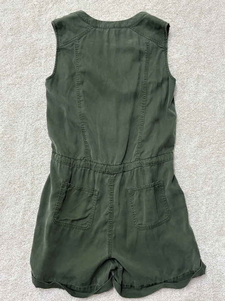 Mameluco Lucky Brand para mujer verde sin mangas con botones y cordón frontal talla pequeña Foto 2 de 4