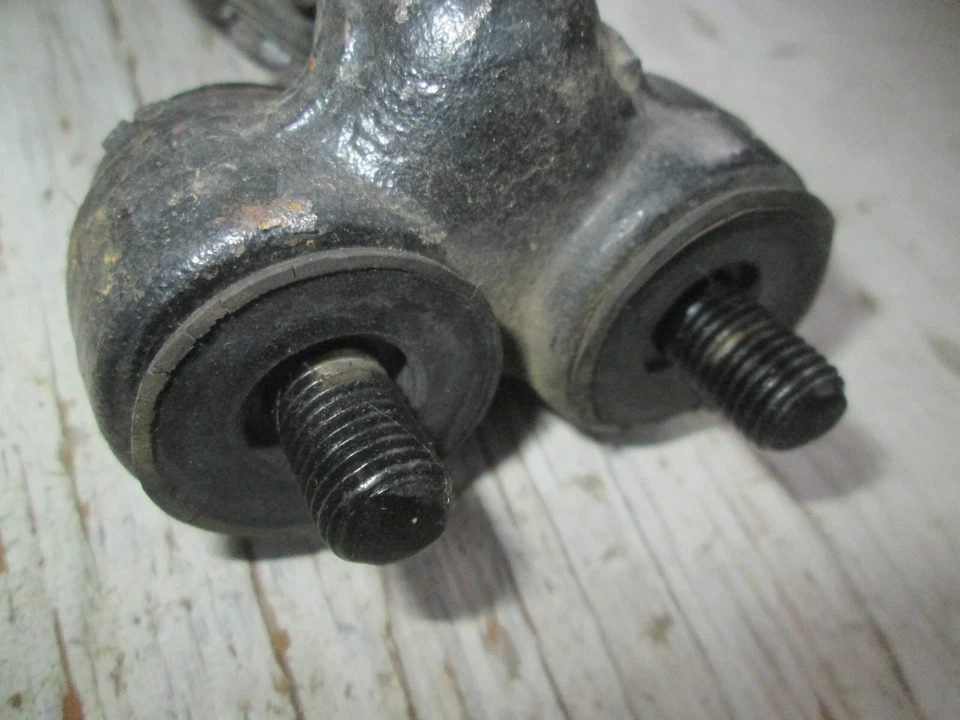 SUZUKI 1982 GS550M KATANA FRONT FOOT REST PEGS 43510-47710-291 / 43520-47710-291 - Image 3 of 4