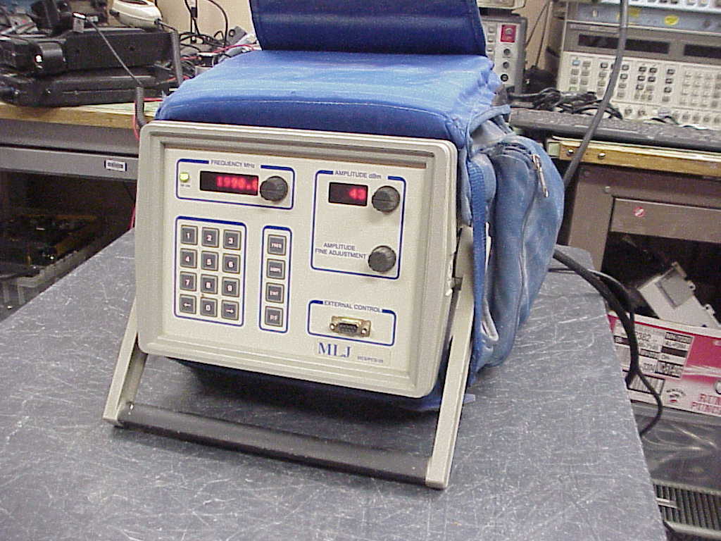 Chesapeake Microwave Technologies MLJ Cell-20 Signal Generator/Amplifier PCS