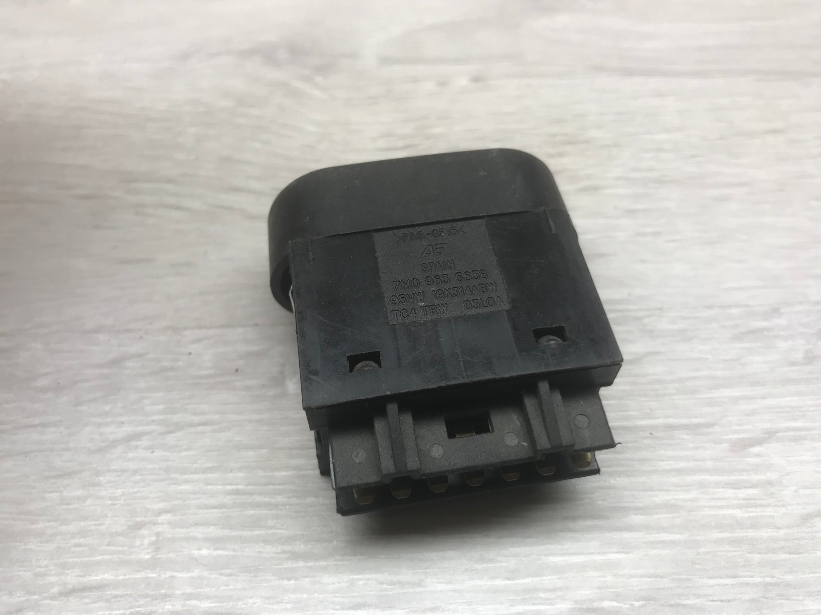 A133 7M0963563B 95vw19k314abw Heated SEAT Switch Ford Galaxy for sale