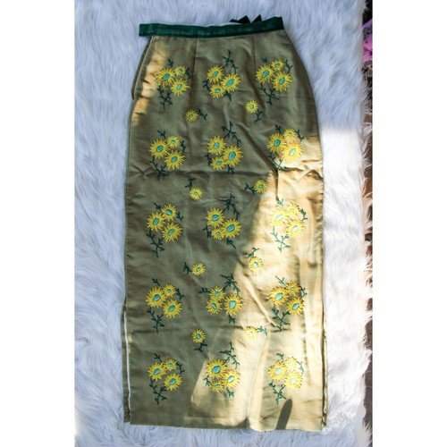 Vintage Mary O'Donnell Embroidered Wool & Silk Skirt With Green Velvet Belt - Picture 6 of 12