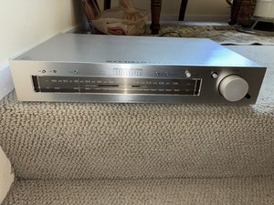 Vintage Luxman T-4 Accutouch PLL AM/FM Stereo Tuner